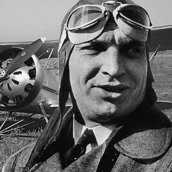 Валерий Павлович Чкалов – легендарный советский летчик